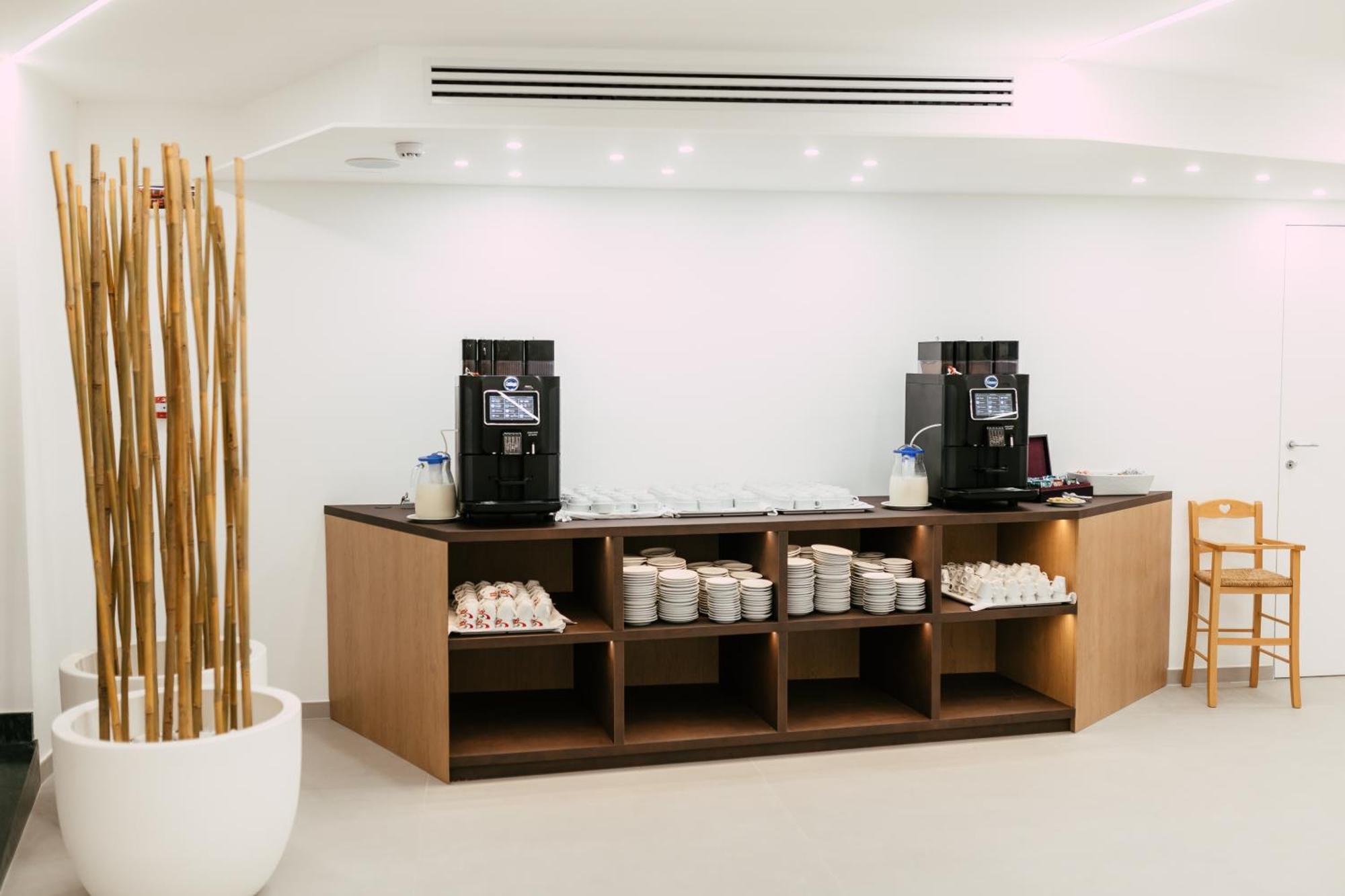 Hotel President 바스토 외부 사진